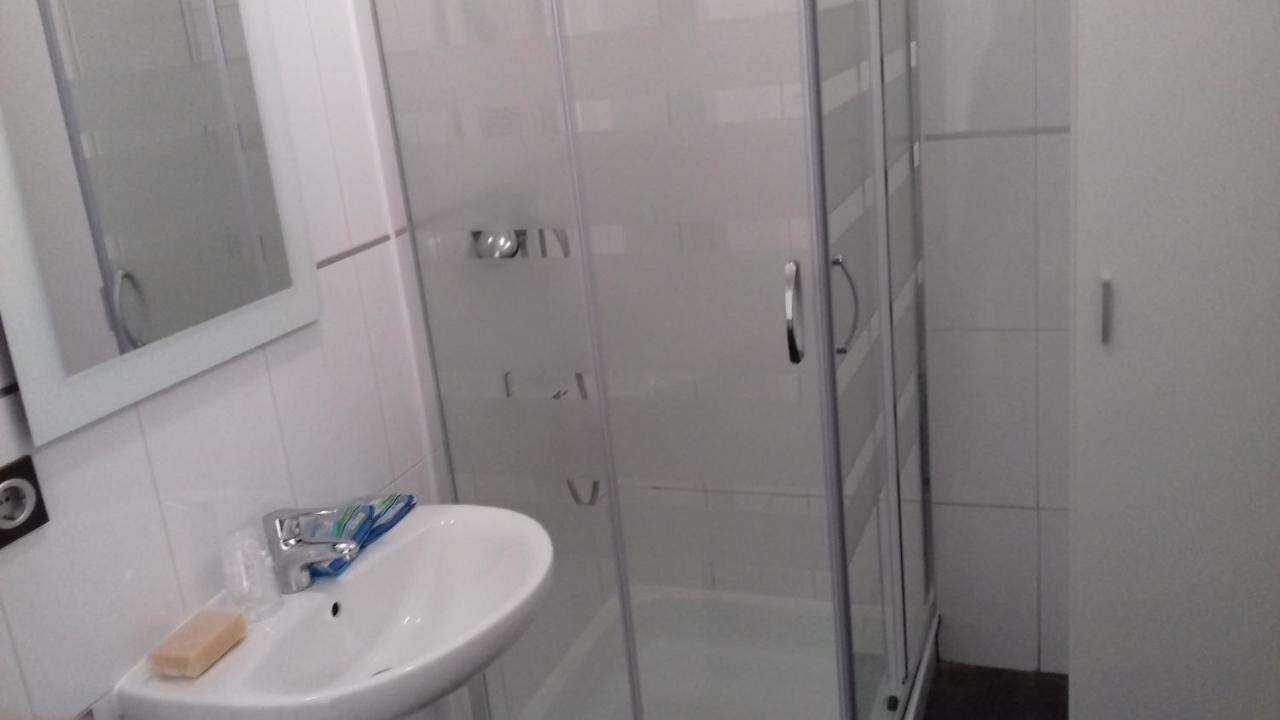 Apartamentos Turisticos Los Angeles Alcazar de San Juan Exteriör bild