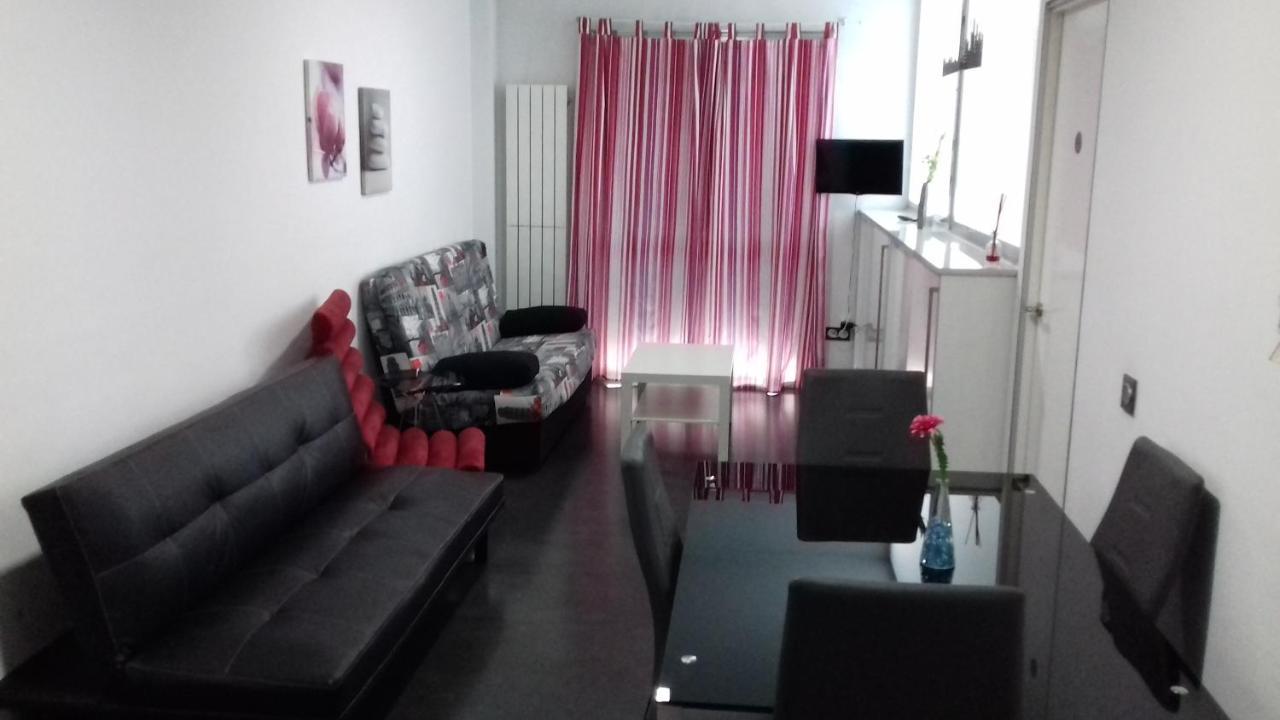 Apartamentos Turisticos Los Angeles Alcazar de San Juan Exteriör bild